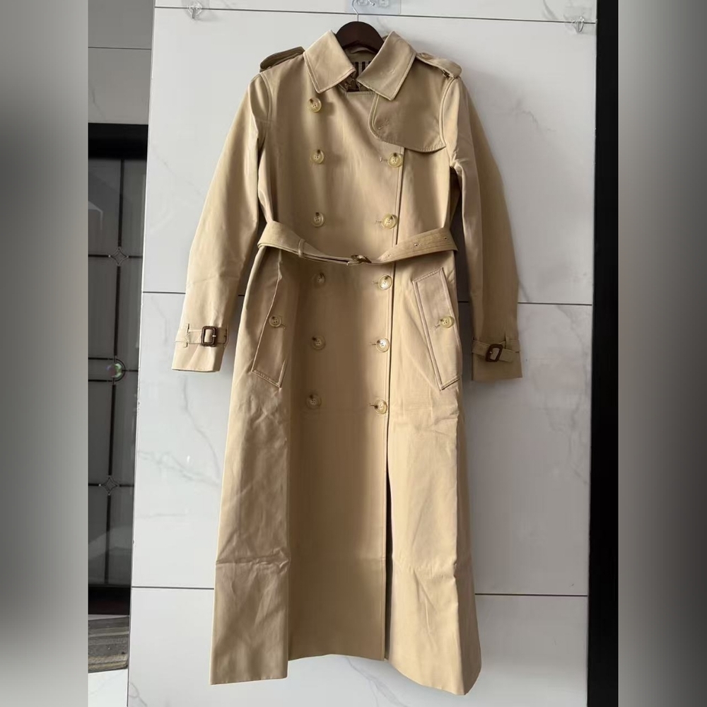 Burberry Tan Trench Coat for Women